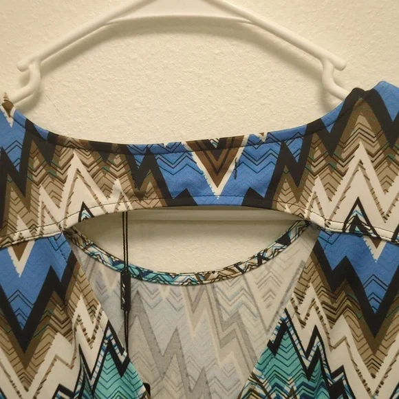 NWT Neesha Mini Dress - Chevron Pattern - Elastic - Relaxed Vibe - Work To Play - Picture 9 of 13